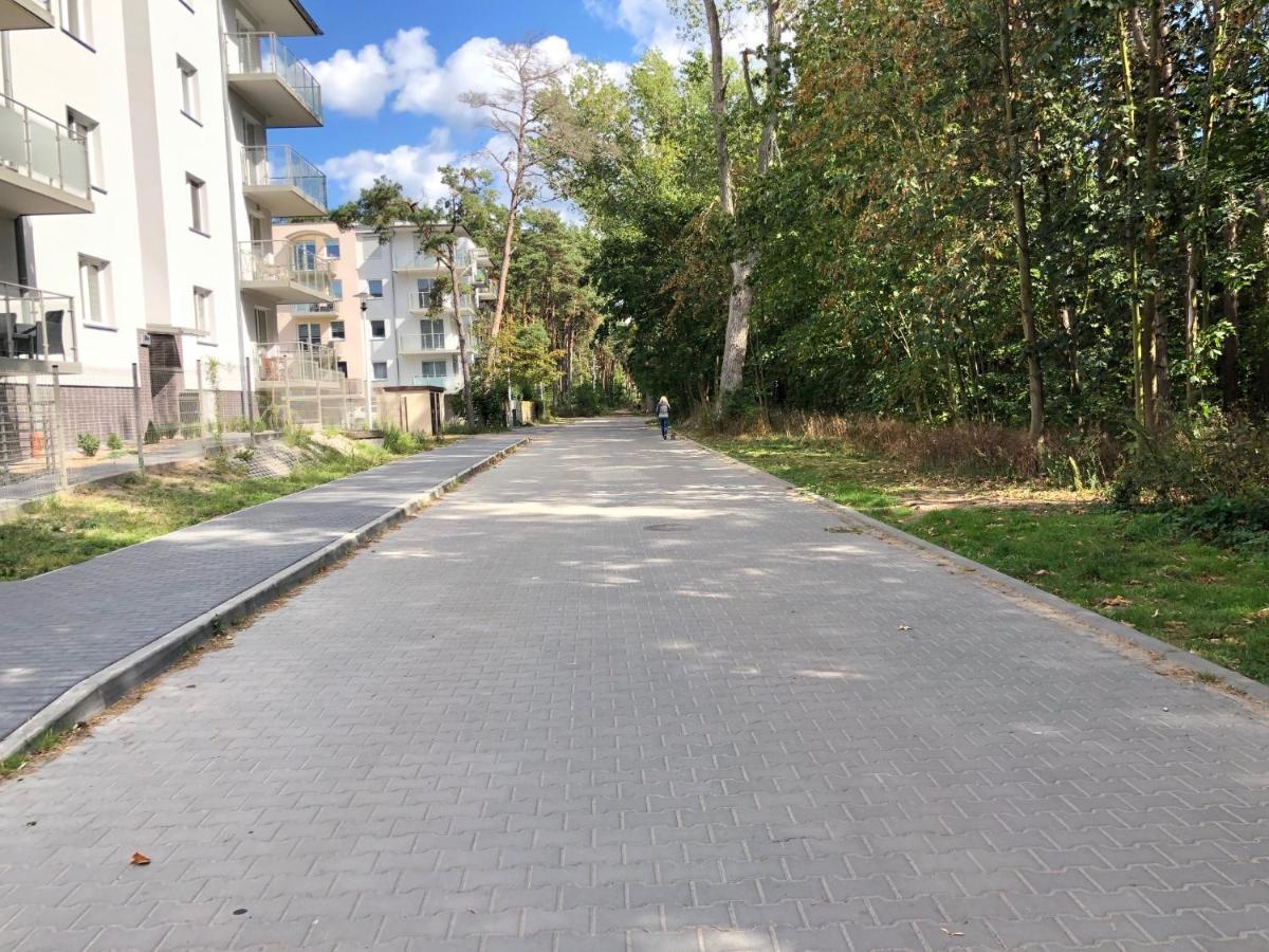 Apartament Sea Tide- Lesne Tarasy Dziwnowek-Sannel Apartments For Rent Ngoại thất bức ảnh